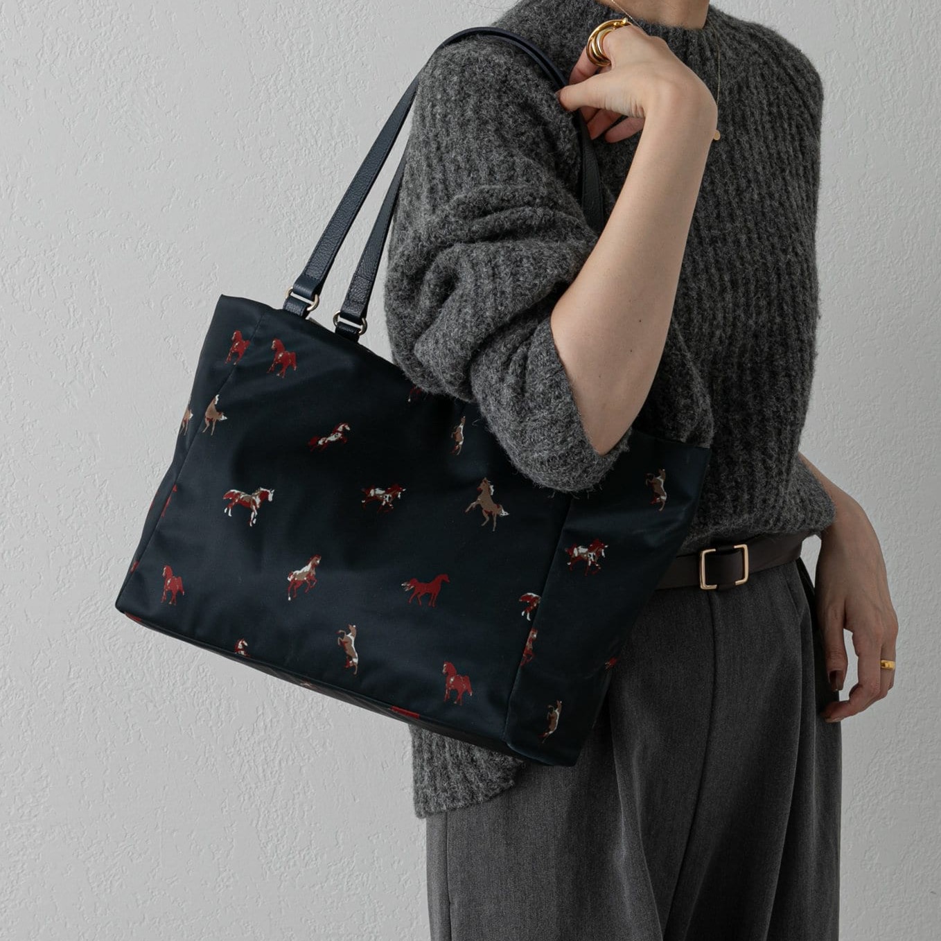 極美品 ラシット russet トートバッグ 馬柄 - メルカリ