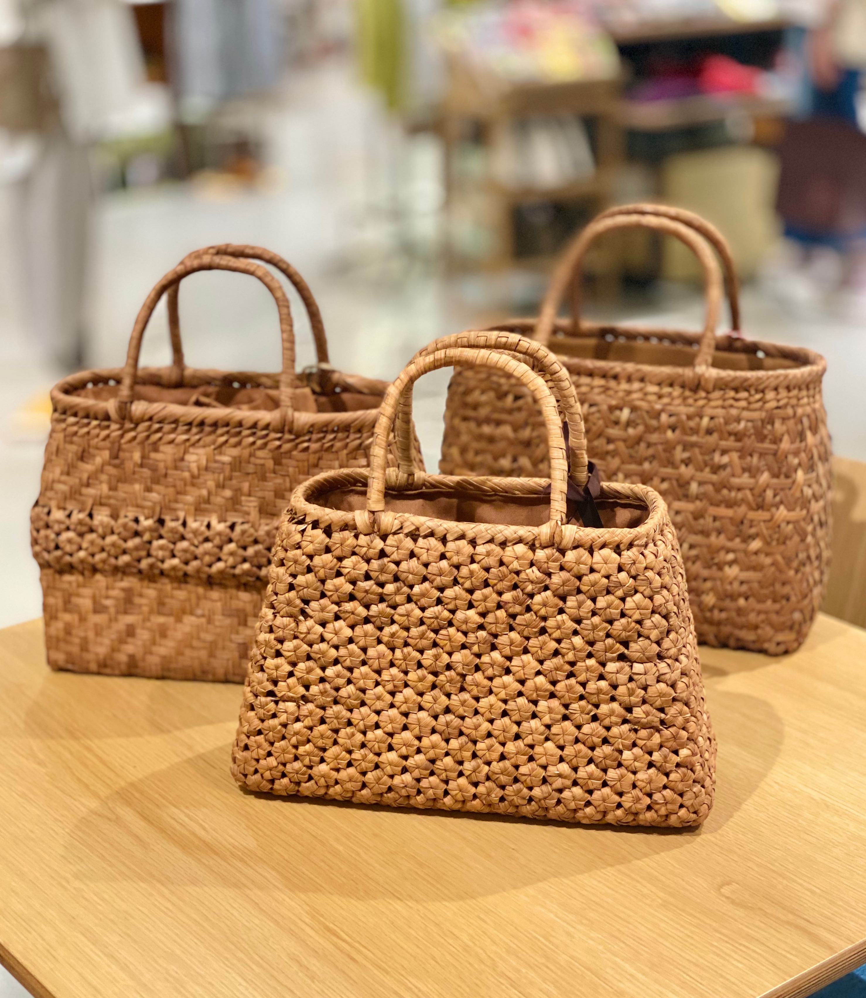 SALE！山葡萄かばん | ショップブログ | 東急百貨店 吉祥寺店